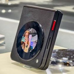 Nubia Flip 5G – раскладной смартфона за $599